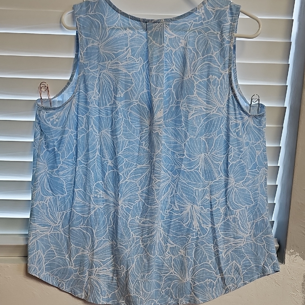 Tommy Bahama Light Blue Floral V-Neck Camisole - Picture 5 of 7